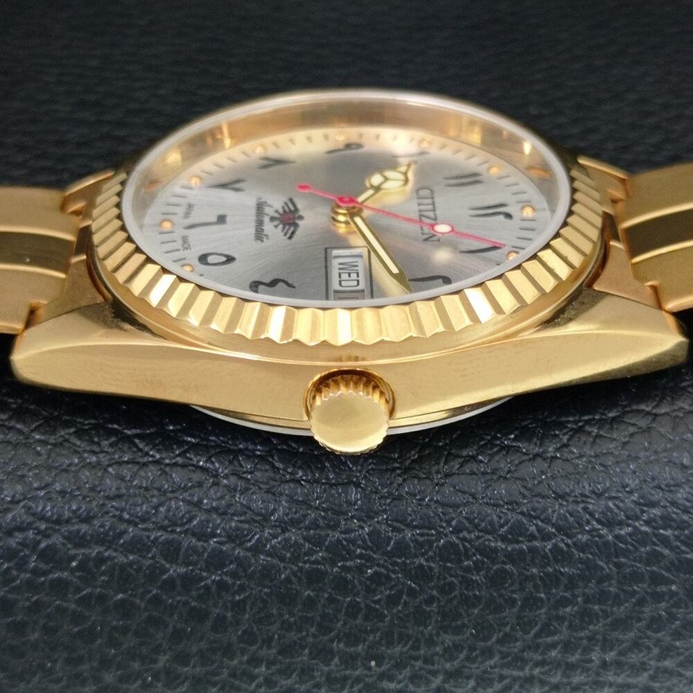 Vintage 1972 Citizen Automatic Mens Gold Watch W/daydate & White accents - Picture 5 of 10